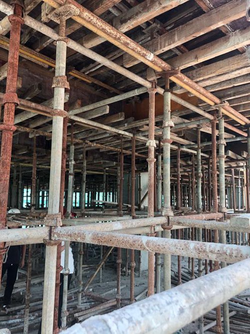 建筑业发展新动态：武汉建筑劳务公司的角色与挑战